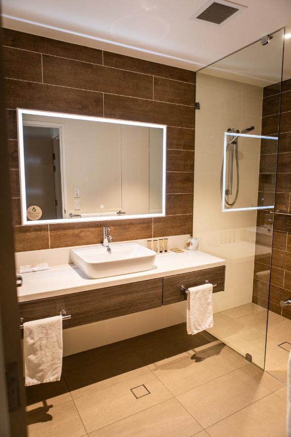 Porter'S Plainland Hotel Екстериор снимка